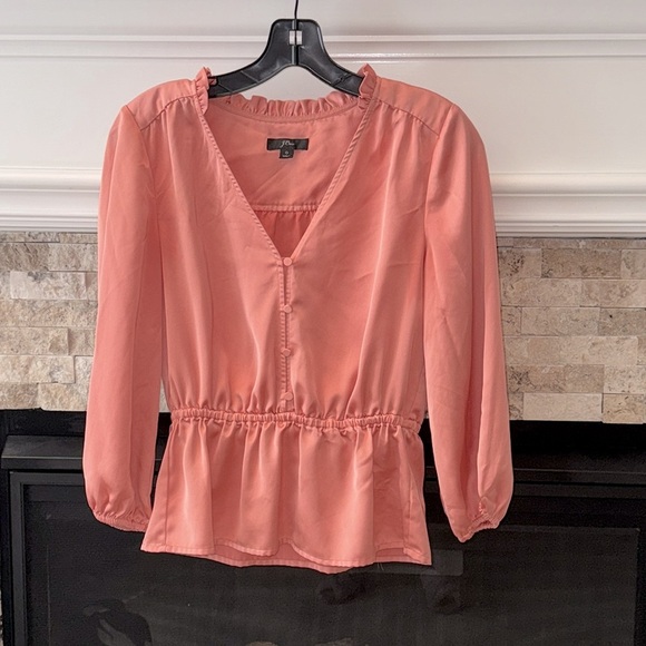 J. Crew V-neck button-detail Satin Peach peplum Top Blouse Career Sz 0 - Picture 2 of 4